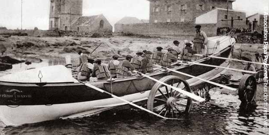 Sortie d'exercice du Papa Poydenot Canot